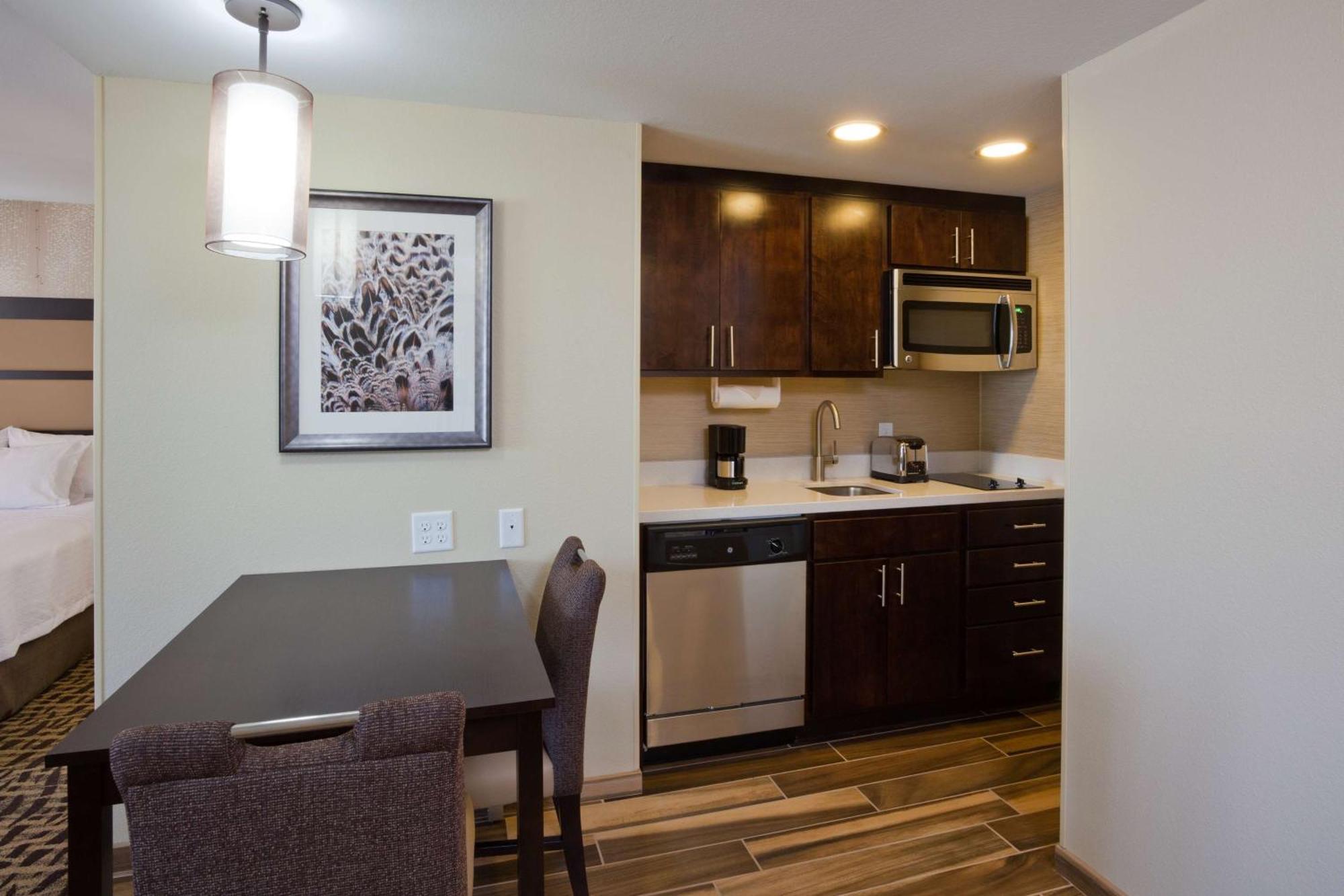 Homewood Suites Davenport Bettendorf Εξωτερικό φωτογραφία