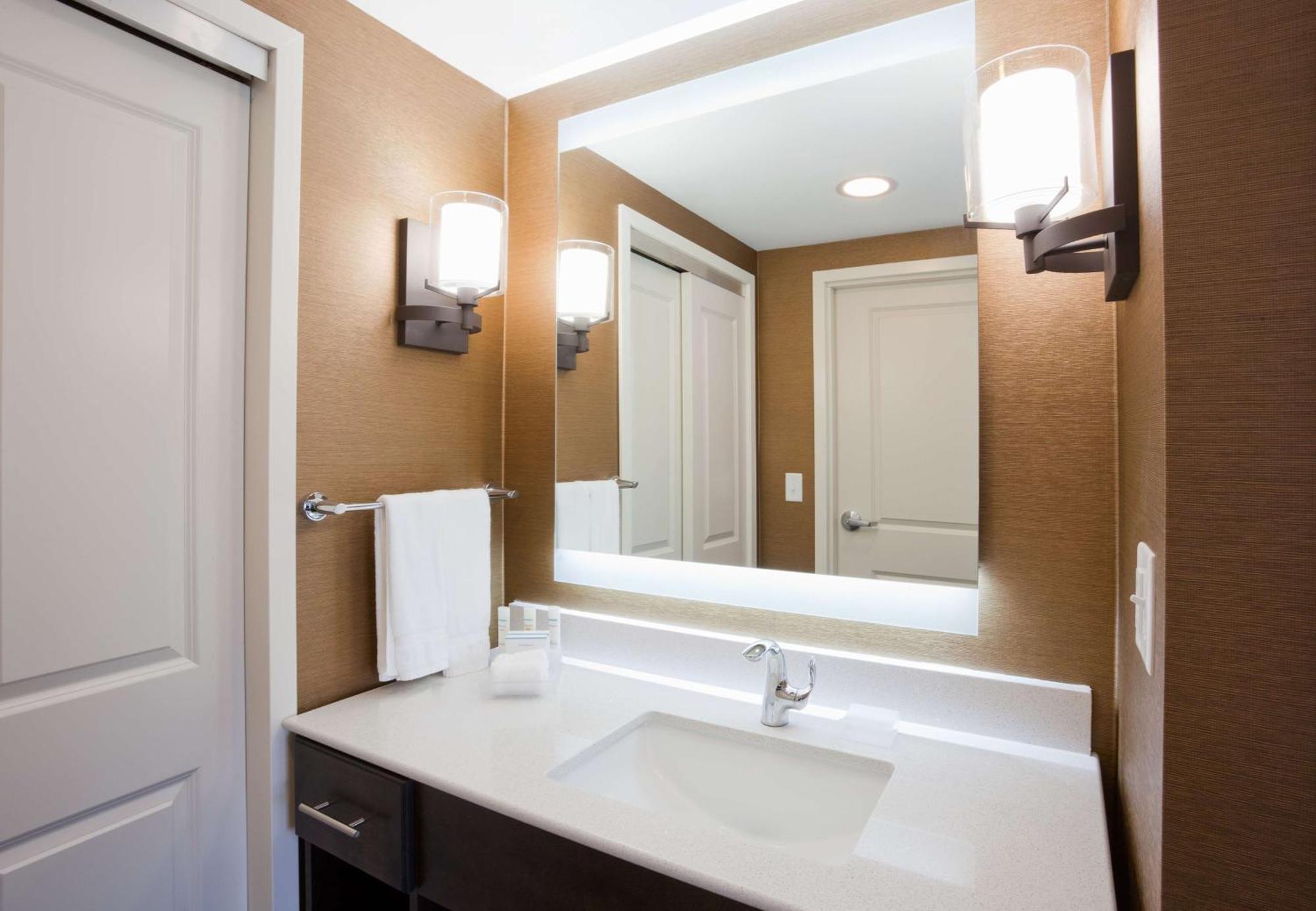 Homewood Suites Davenport Bettendorf Εξωτερικό φωτογραφία